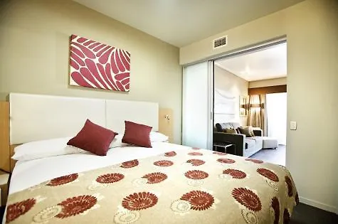 Grand Hotel And Apartments Townsville