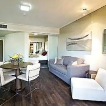 Grand Hotel And Apartments Townsville