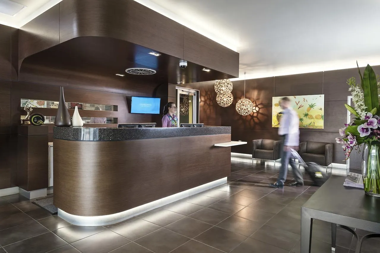 **** Apartmanhotel Grand Hotel And Apartments Townsville Ausztrália